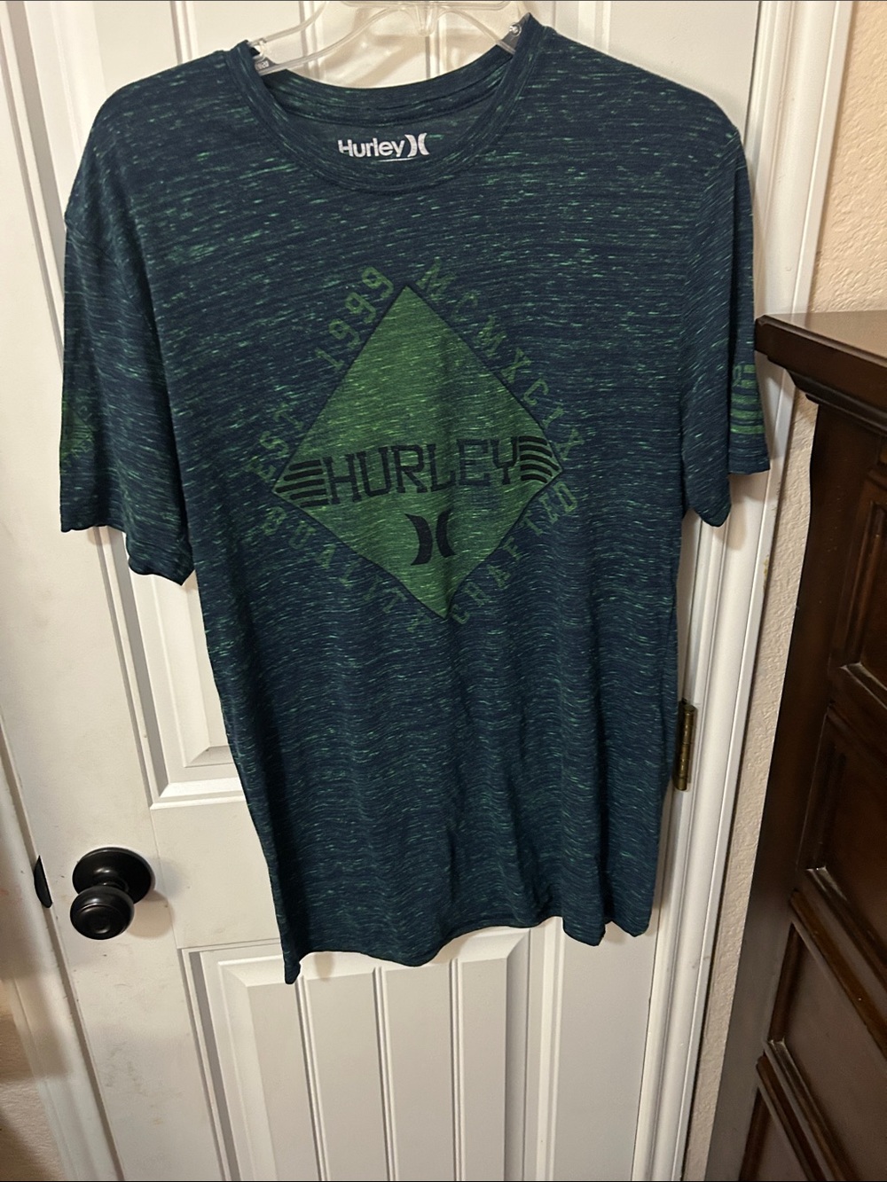 Hurley Navy Heather Short-Sleeve Tee with Green Graphic